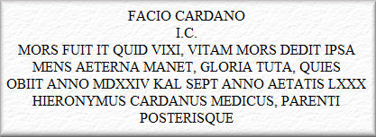 la scritta incisa sulla lapide di Fazio Cardano, padre di Gerolamo