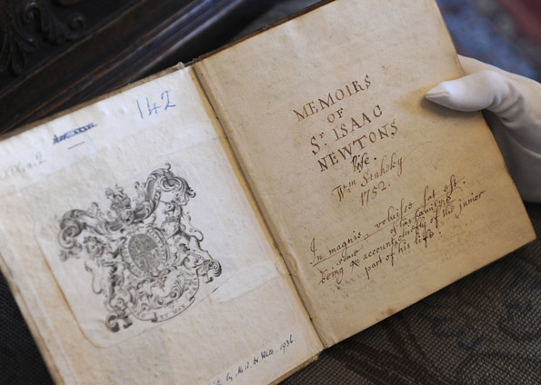 il Memoirs of Isaac Newton di William Stukeley manoscritto del 1752 nella biblioteca della Royal Society